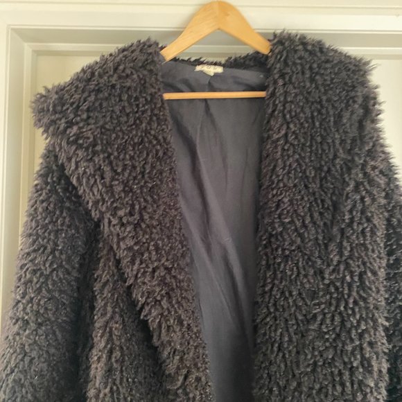 Oversized Boucle Teddy Coat with Hood SIZE M/L - Picture 5 of 6